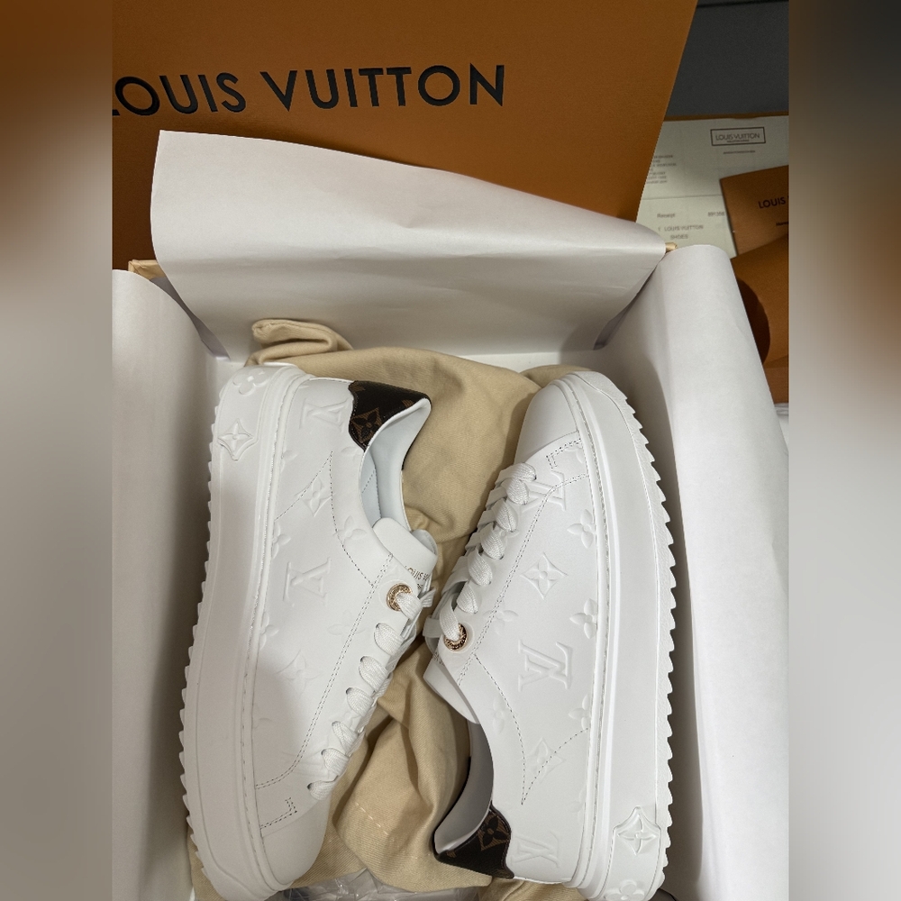 Louis Vuitton Time Out Sneaker